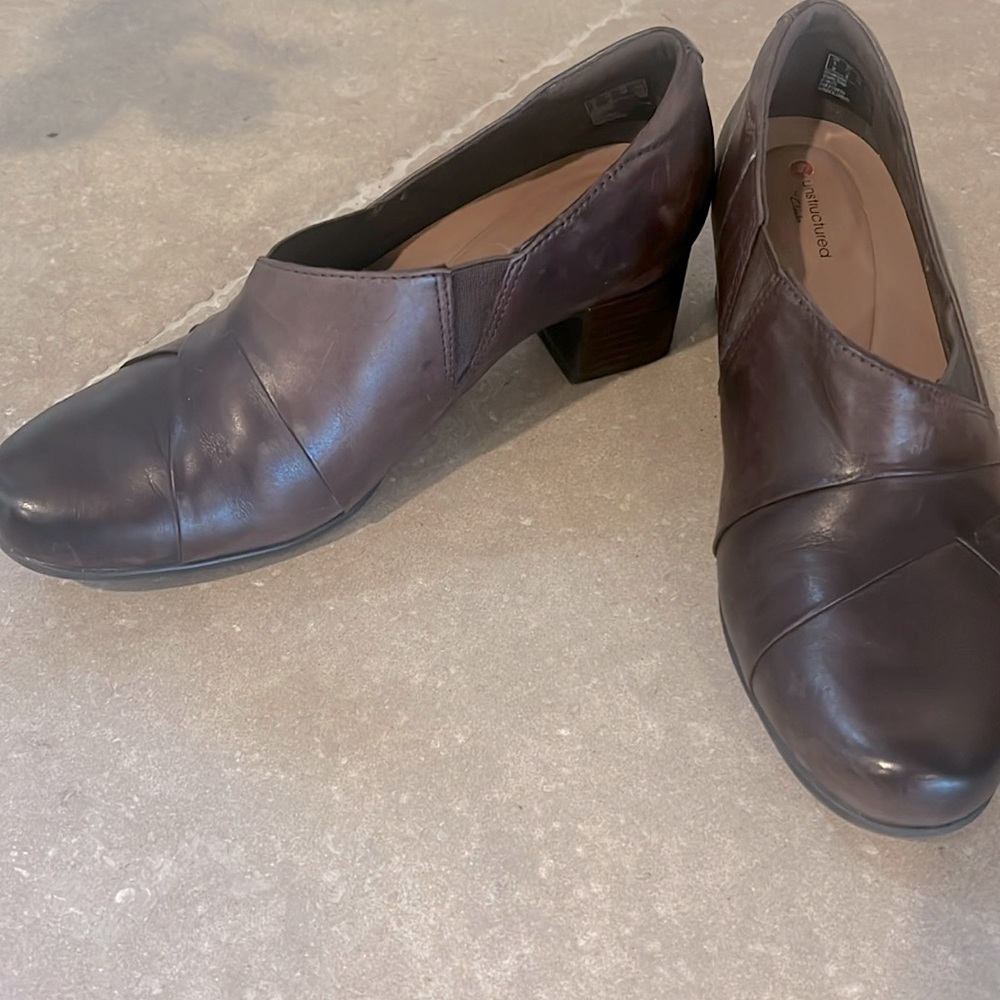 Clarks Unstructured‎ brown heels size 7.5 38